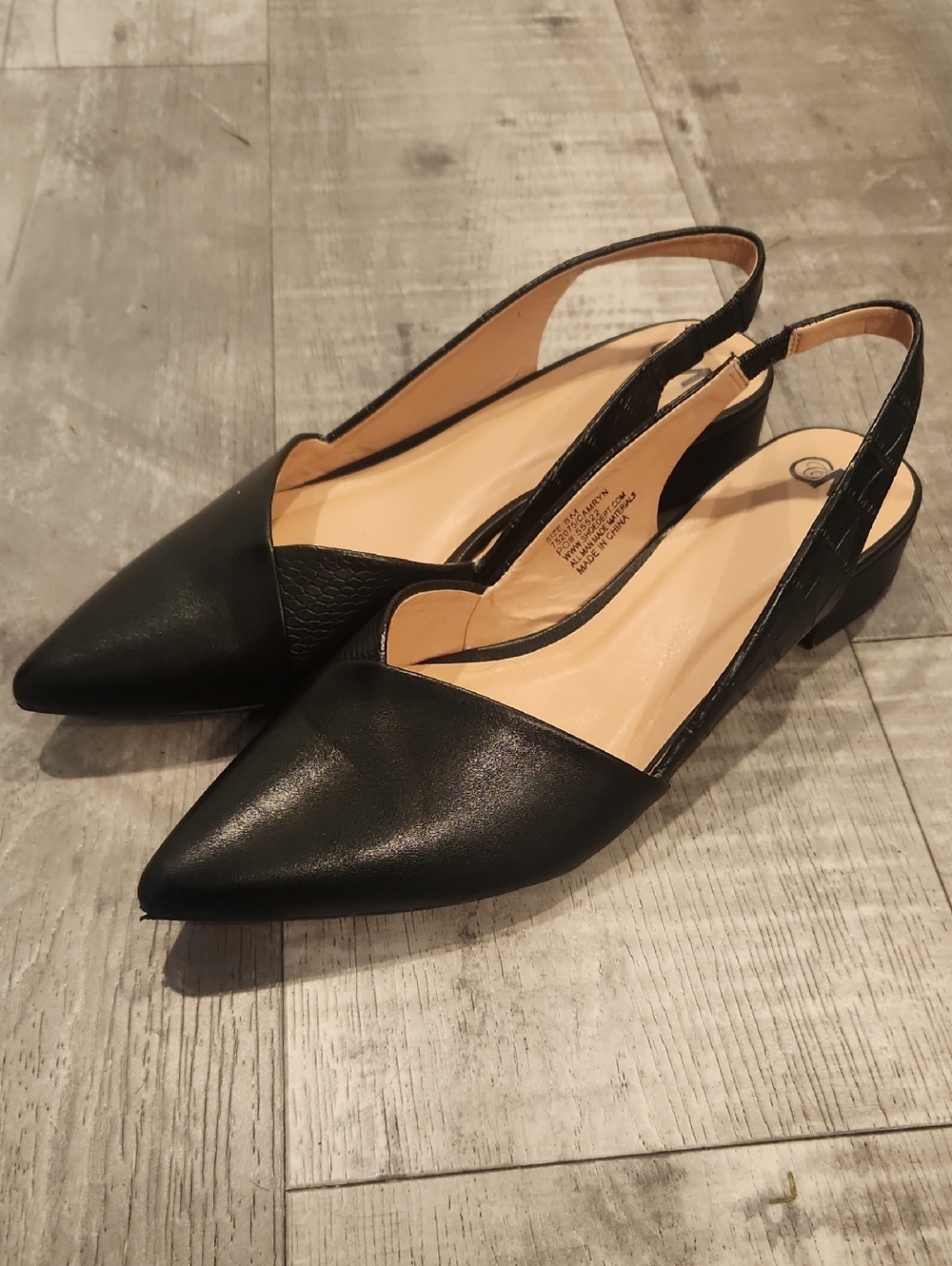Classic Black Pointed Slingback Heels